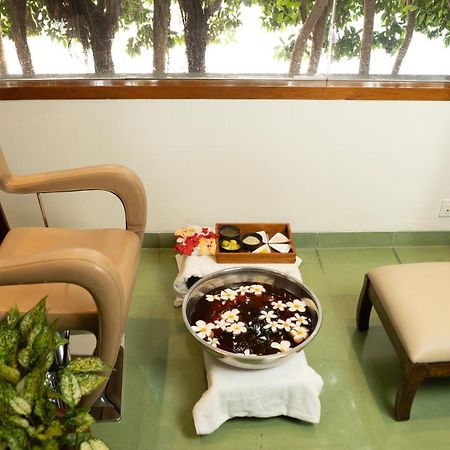 Naad Wellness Hotel Sonipat Exterior foto